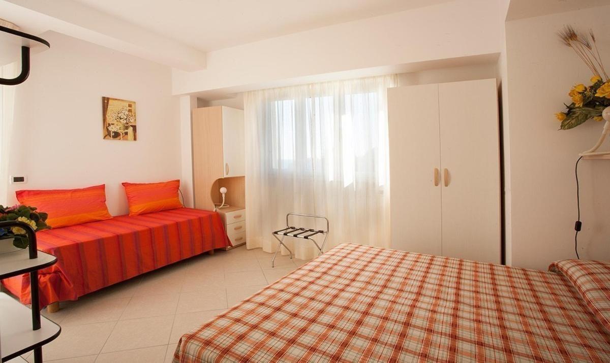 Casavacanze Internazionale Diano Marina Luaran gambar