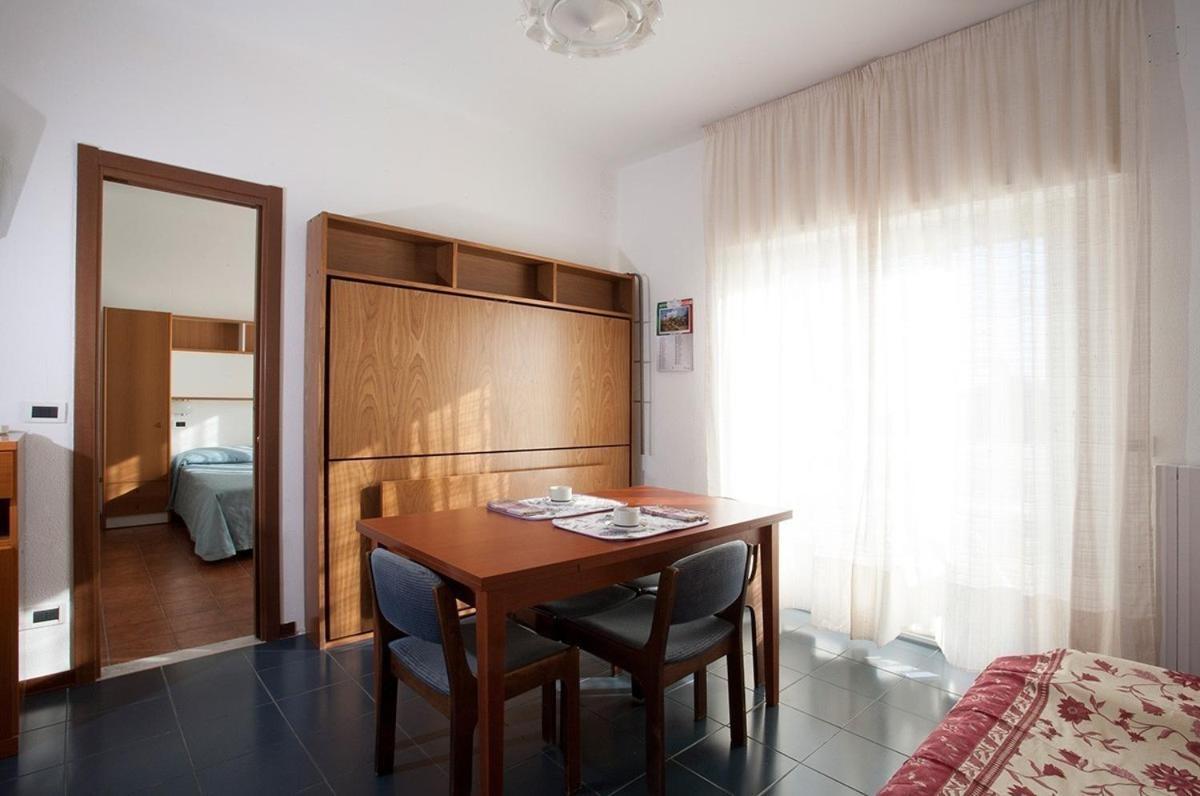 Casavacanze Internazionale Diano Marina Luaran gambar