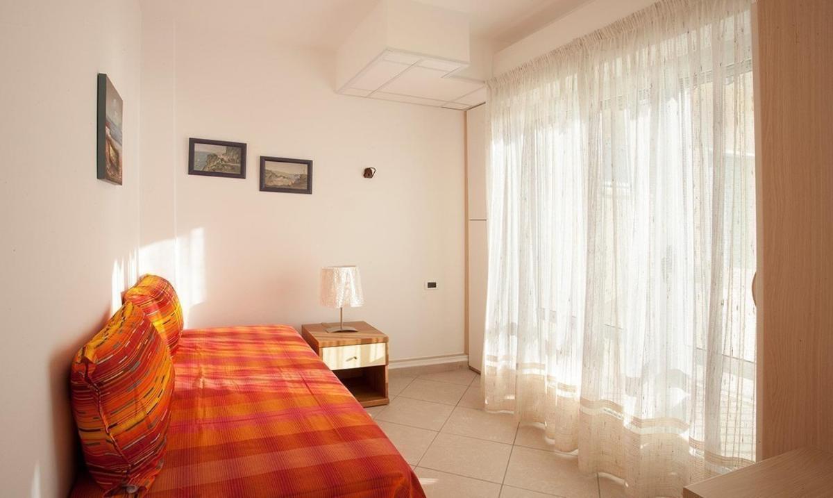 Casavacanze Internazionale Diano Marina Luaran gambar