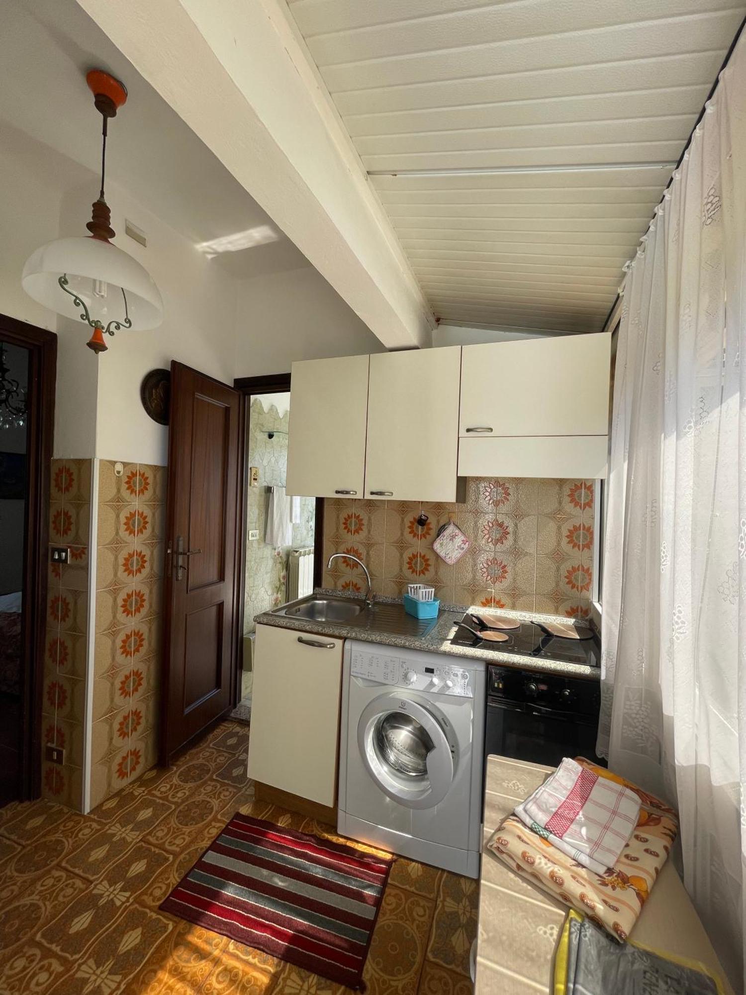 Casavacanze Internazionale Diano Marina Luaran gambar