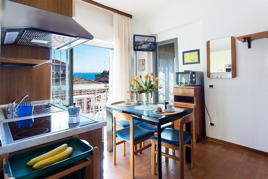Casavacanze Internazionale Diano Marina Luaran gambar