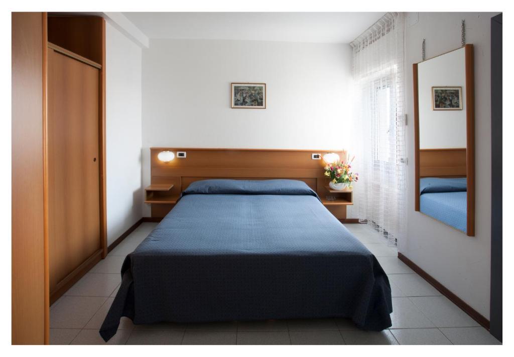 Casavacanze Internazionale Diano Marina Bilik gambar