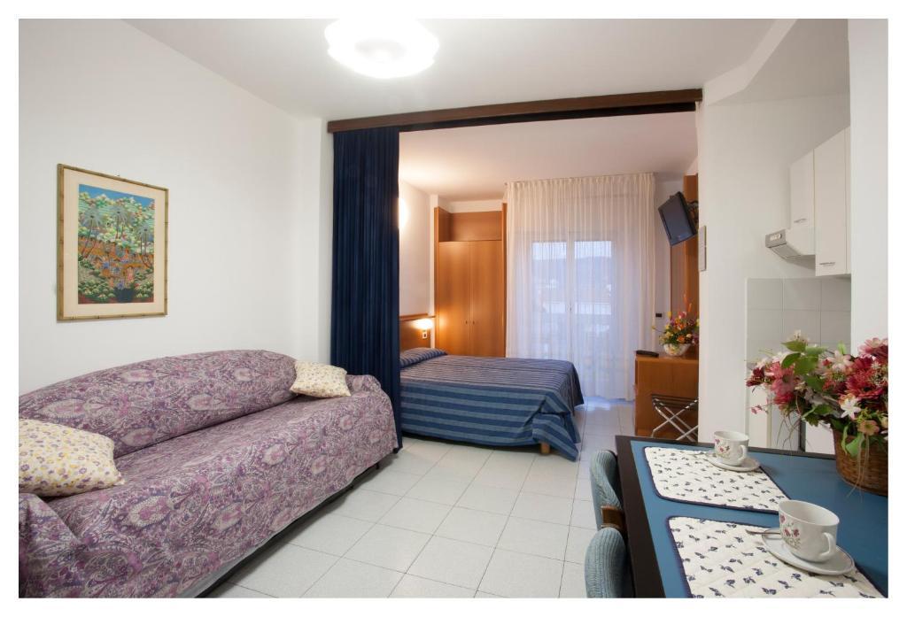 Casavacanze Internazionale Diano Marina Bilik gambar